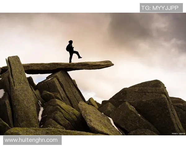 竞技体育的社会价值与个人成长潜力探索：促进身心健康与团队协作的双重意义